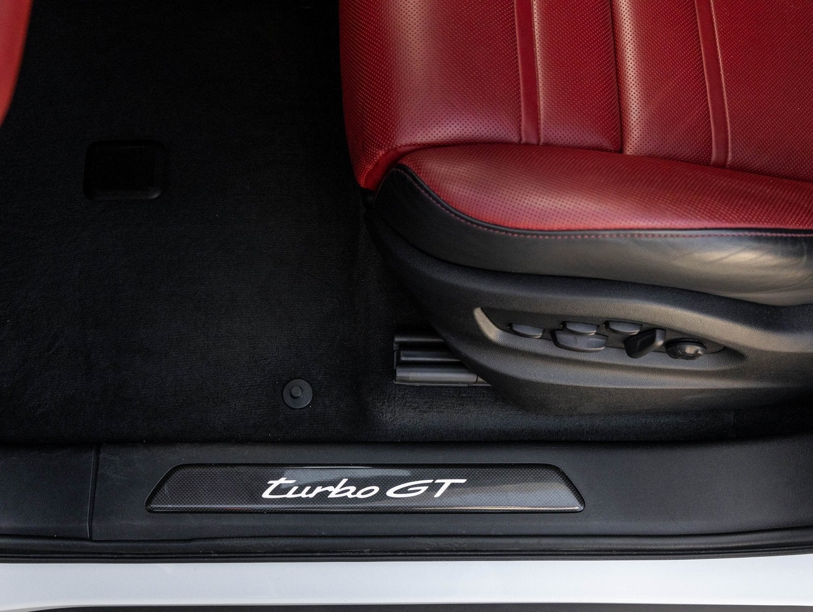 2024 Porsche Cayenne Coupe Turbo GT