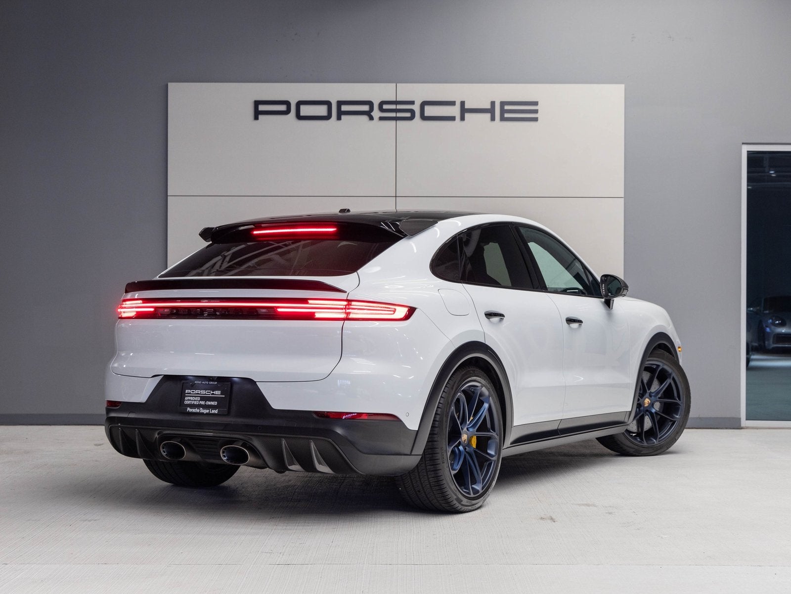 2024 Porsche Cayenne Coupe Turbo GT