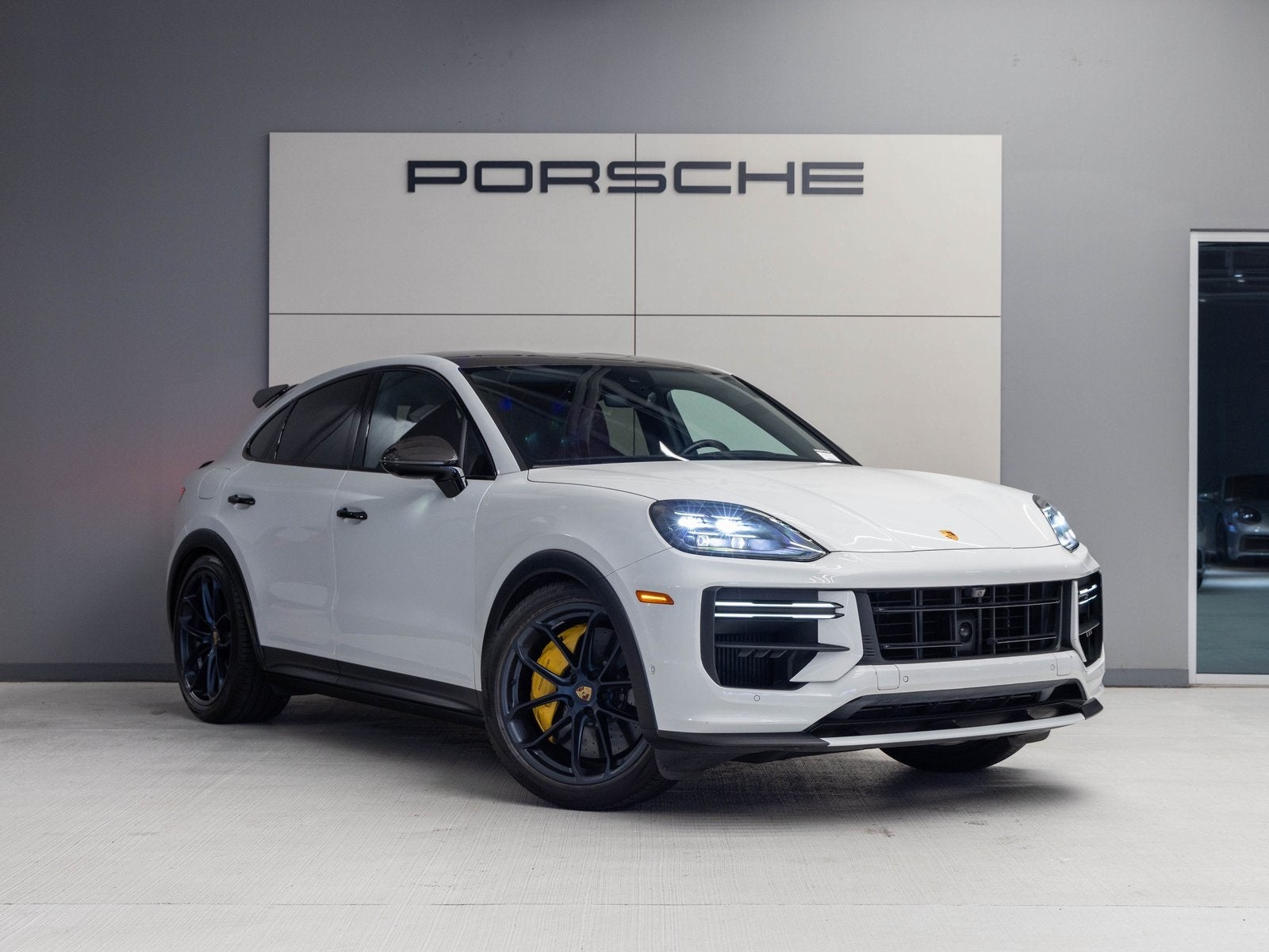 2024 Porsche Cayenne Coupe Turbo GT