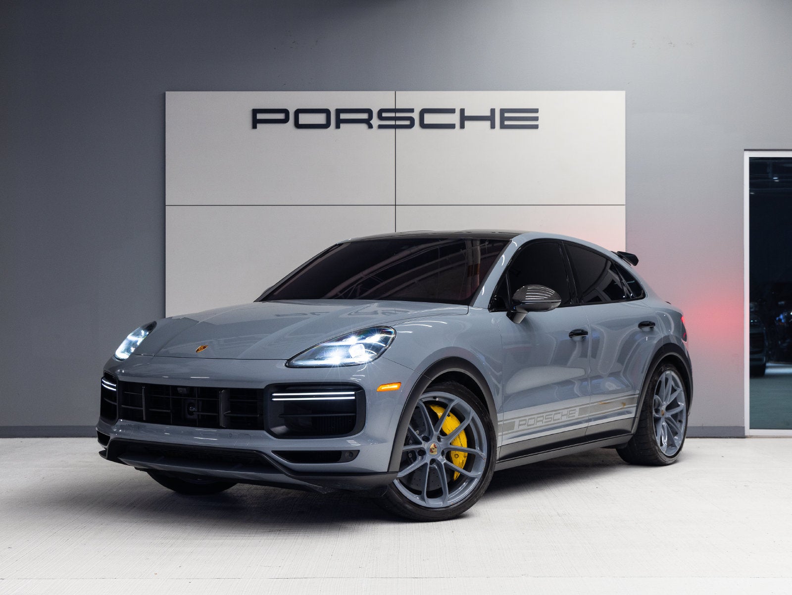 2023 Porsche Cayenne Cayenne Turbo GT