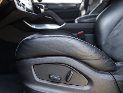2023 Porsche Cayenne Cayenne Turbo GT