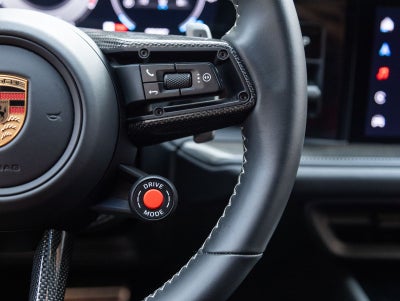 2025 Porsche Cayenne Turbo GT