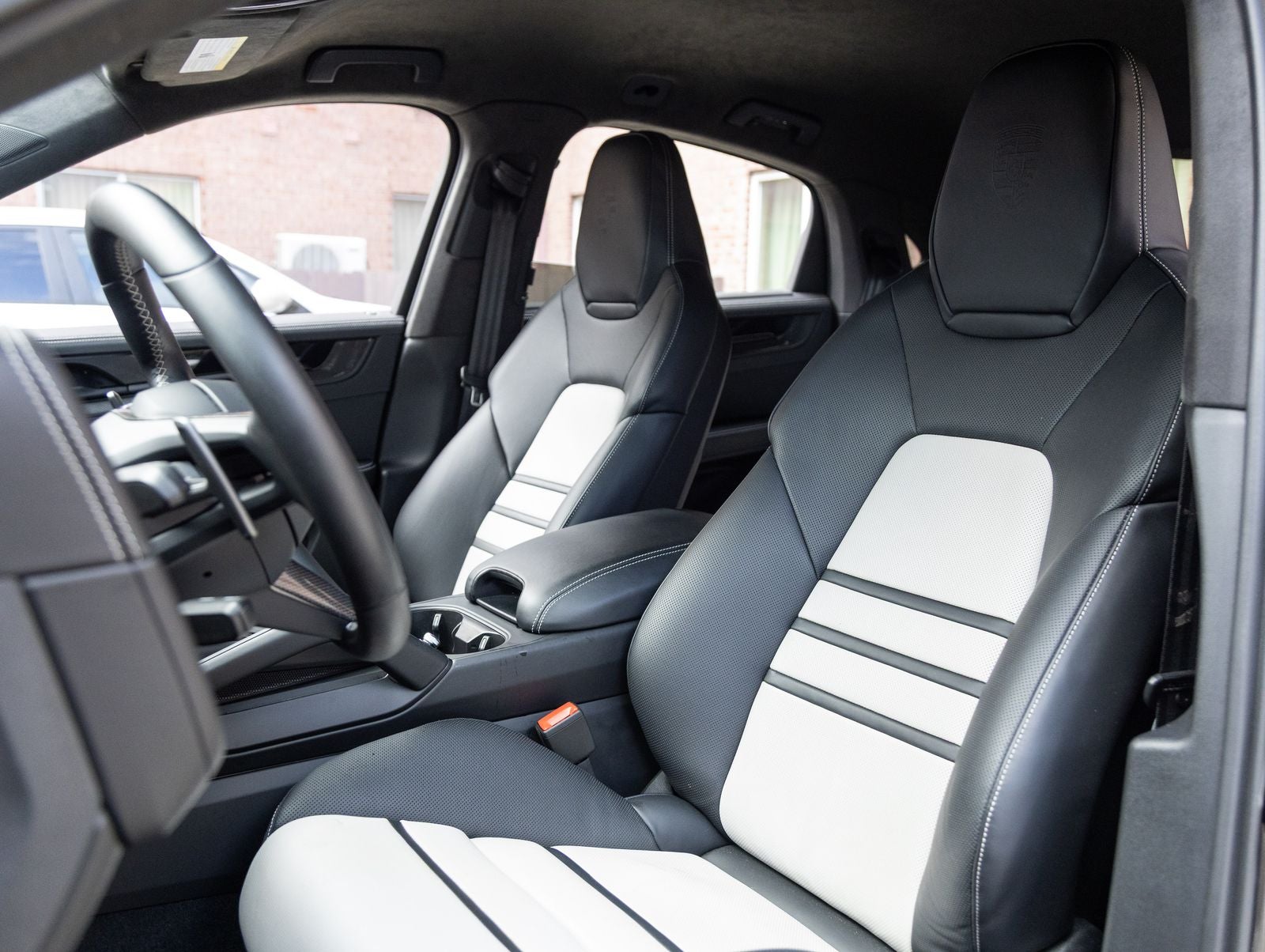 2025 Porsche Cayenne Turbo GT