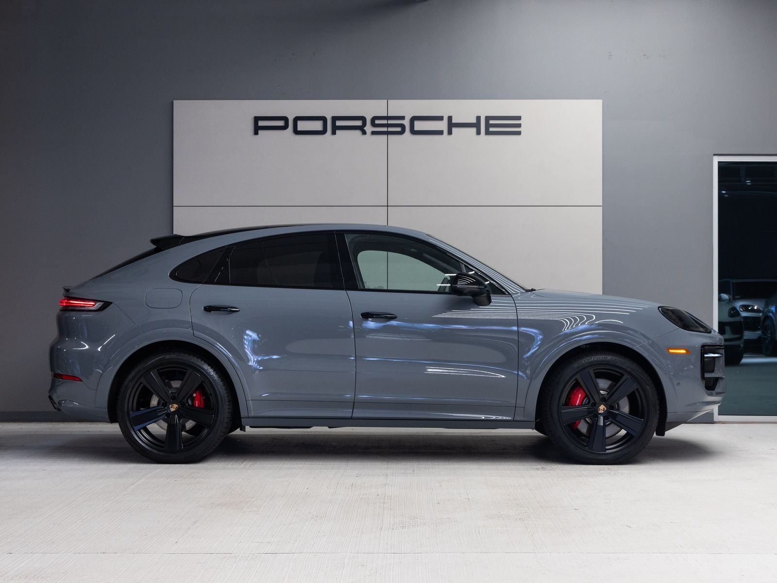 2026 Porsche Cayenne Cayenne S Coupe