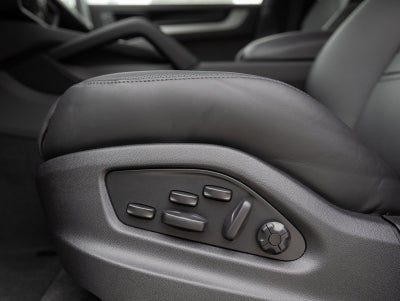 2025 Porsche Cayenne Cayenne S Coupe