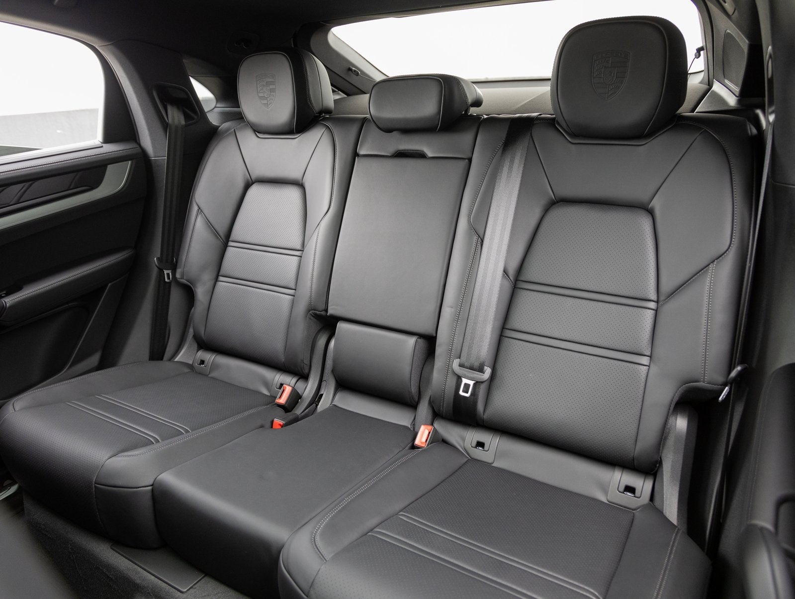 2025 Porsche Cayenne Cayenne S Coupe