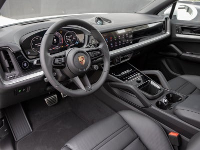 2025 Porsche Cayenne Cayenne S Coupe