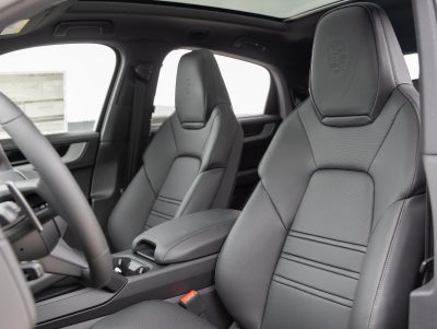 2025 Porsche Cayenne Cayenne S Coupe