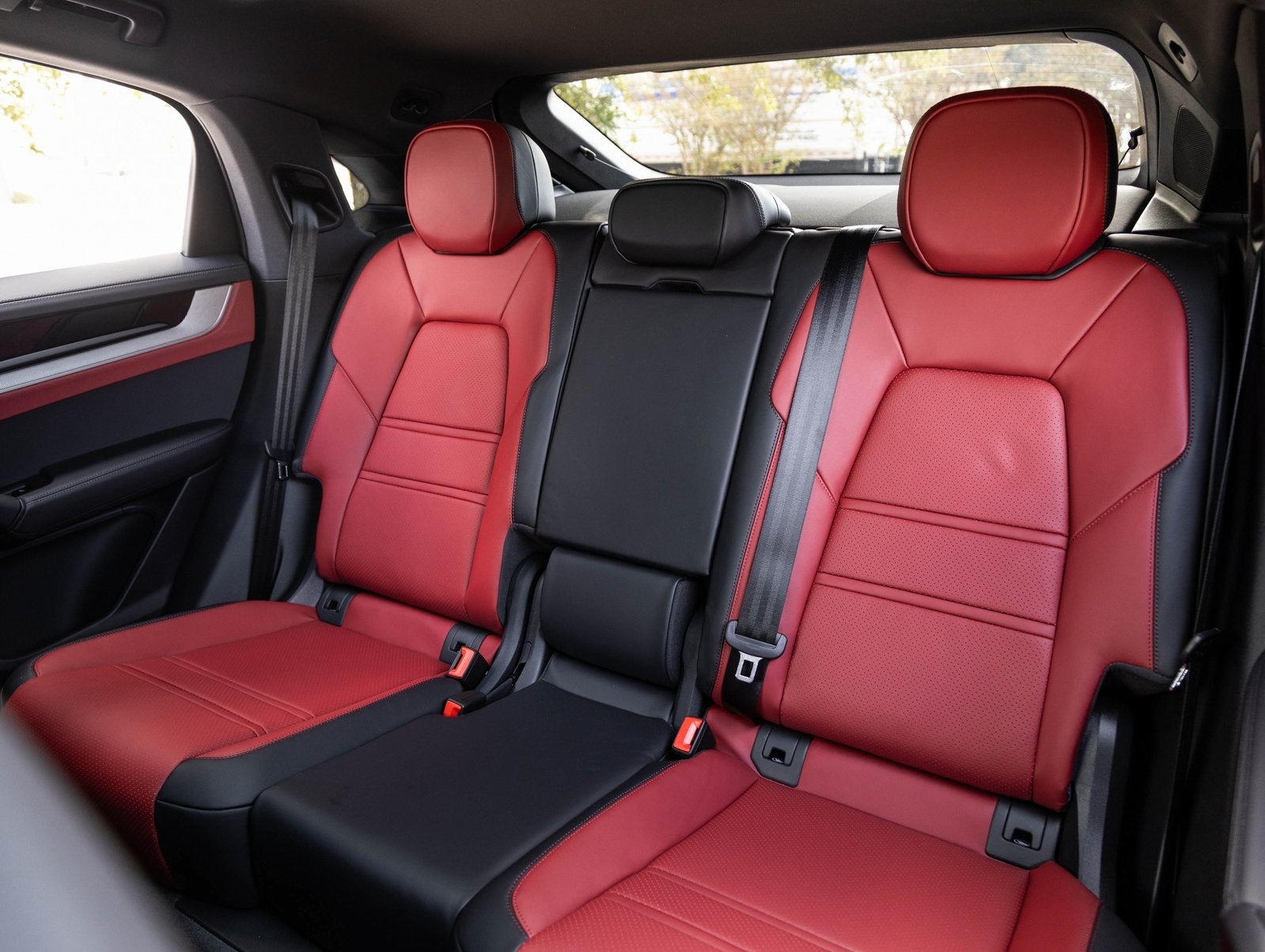 2026 Porsche Cayenne Cayenne S Coupe