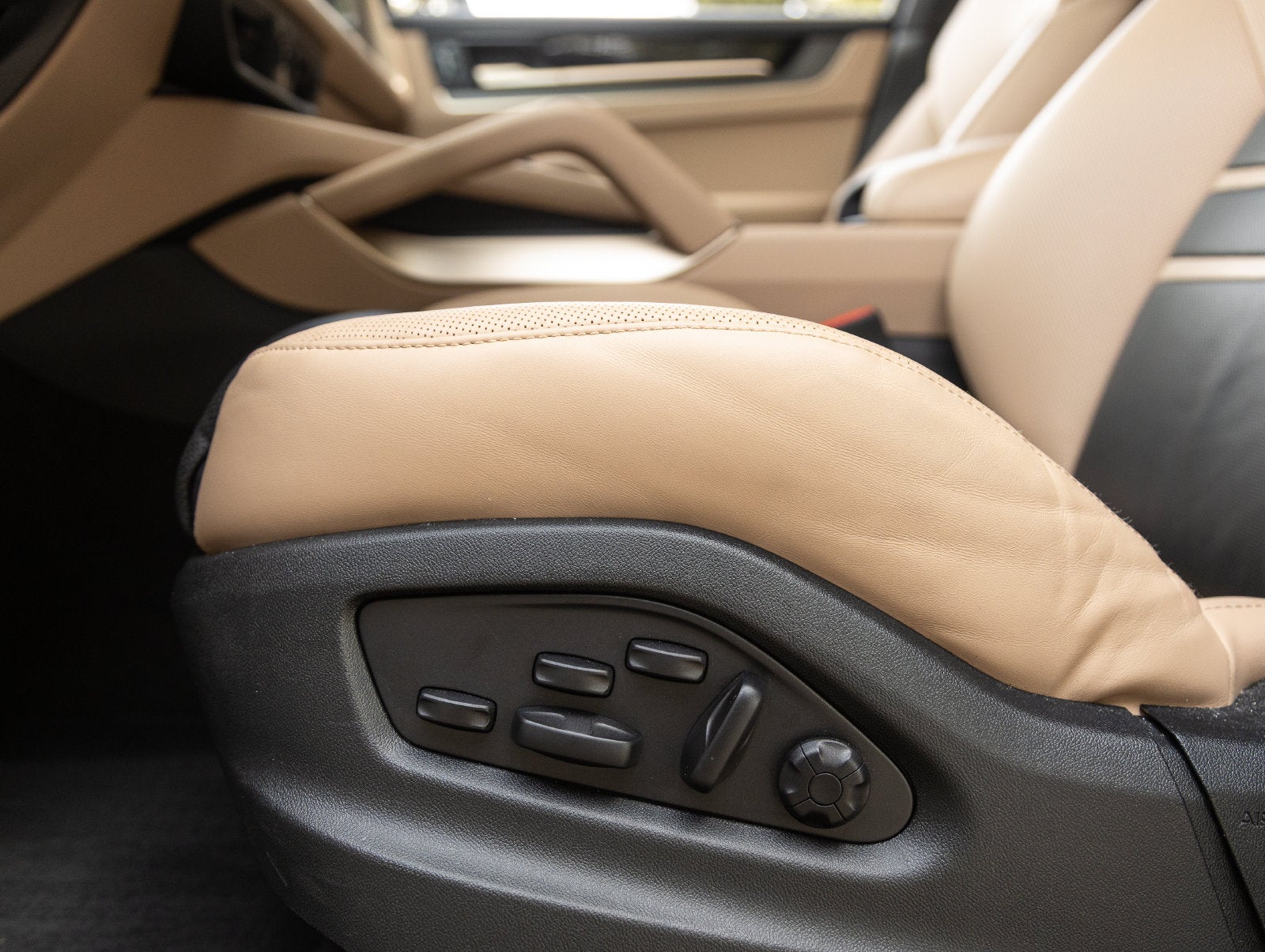 2024 Porsche Cayenne Cayenne Turbo E-Hybrid Coupe