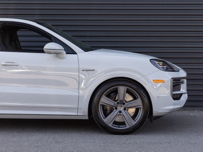 2026 Porsche Cayenne E-Hybrid Coupe Turbo E-Hybrid