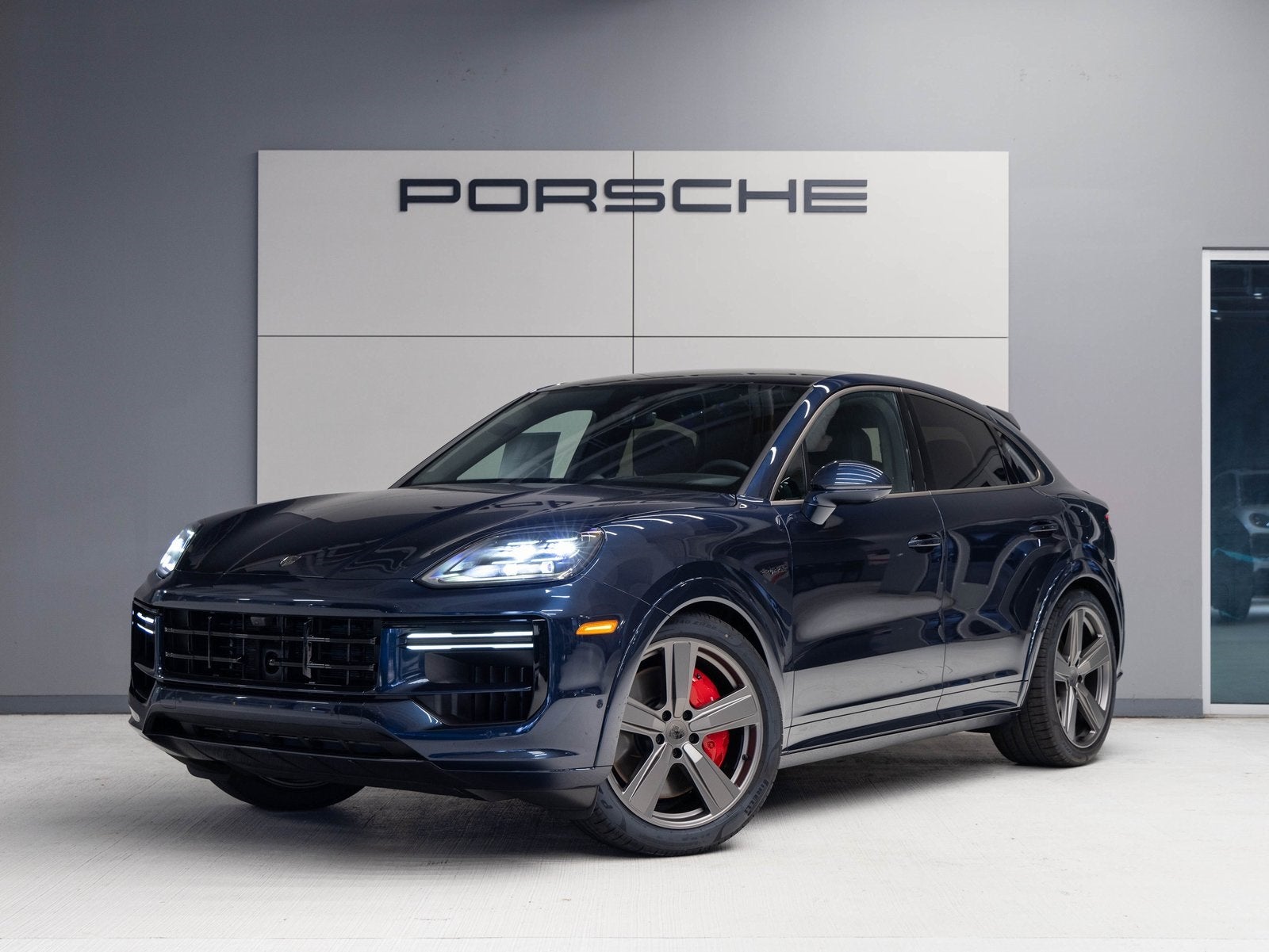 2025 Porsche Cayenne Cayenne Turbo E-Hybrid Coupe