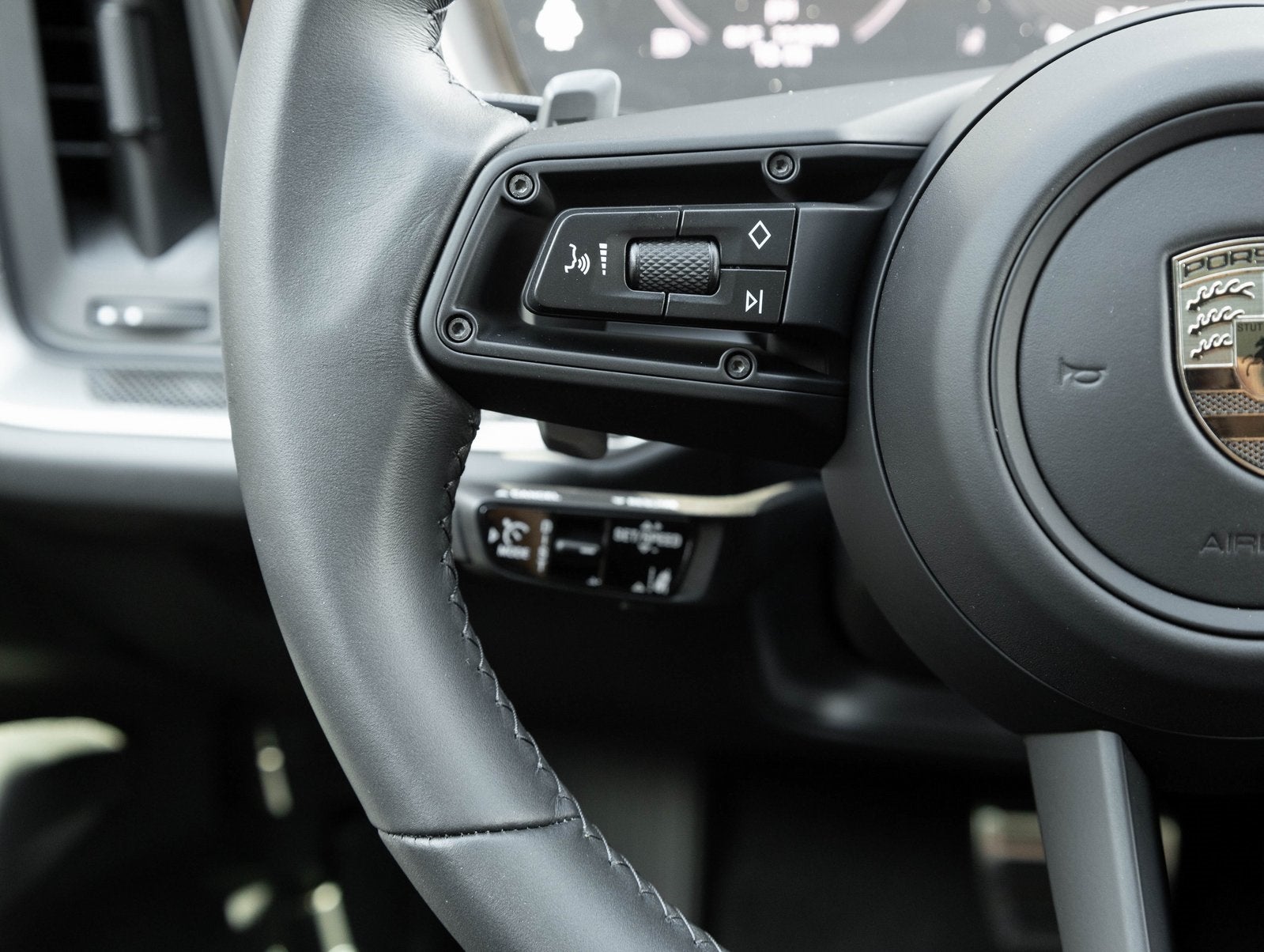 2025 Porsche Cayenne Cayenne Turbo E-Hybrid Coupe