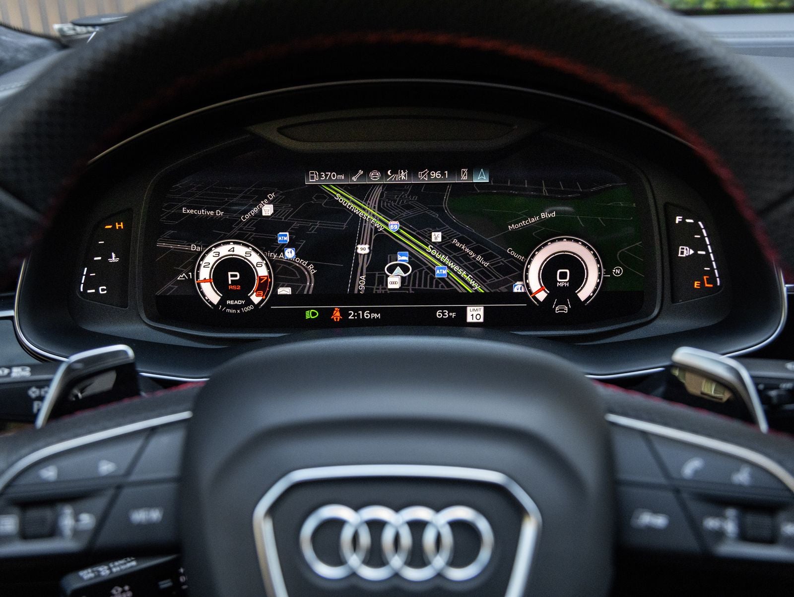 2025 Audi RS Q8 performance performance