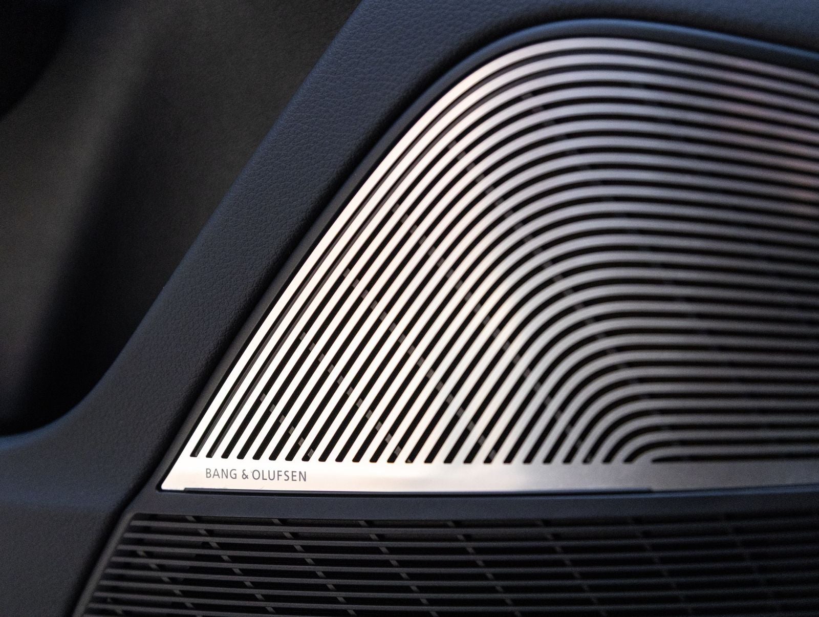 2025 Audi RS Q8 performance performance