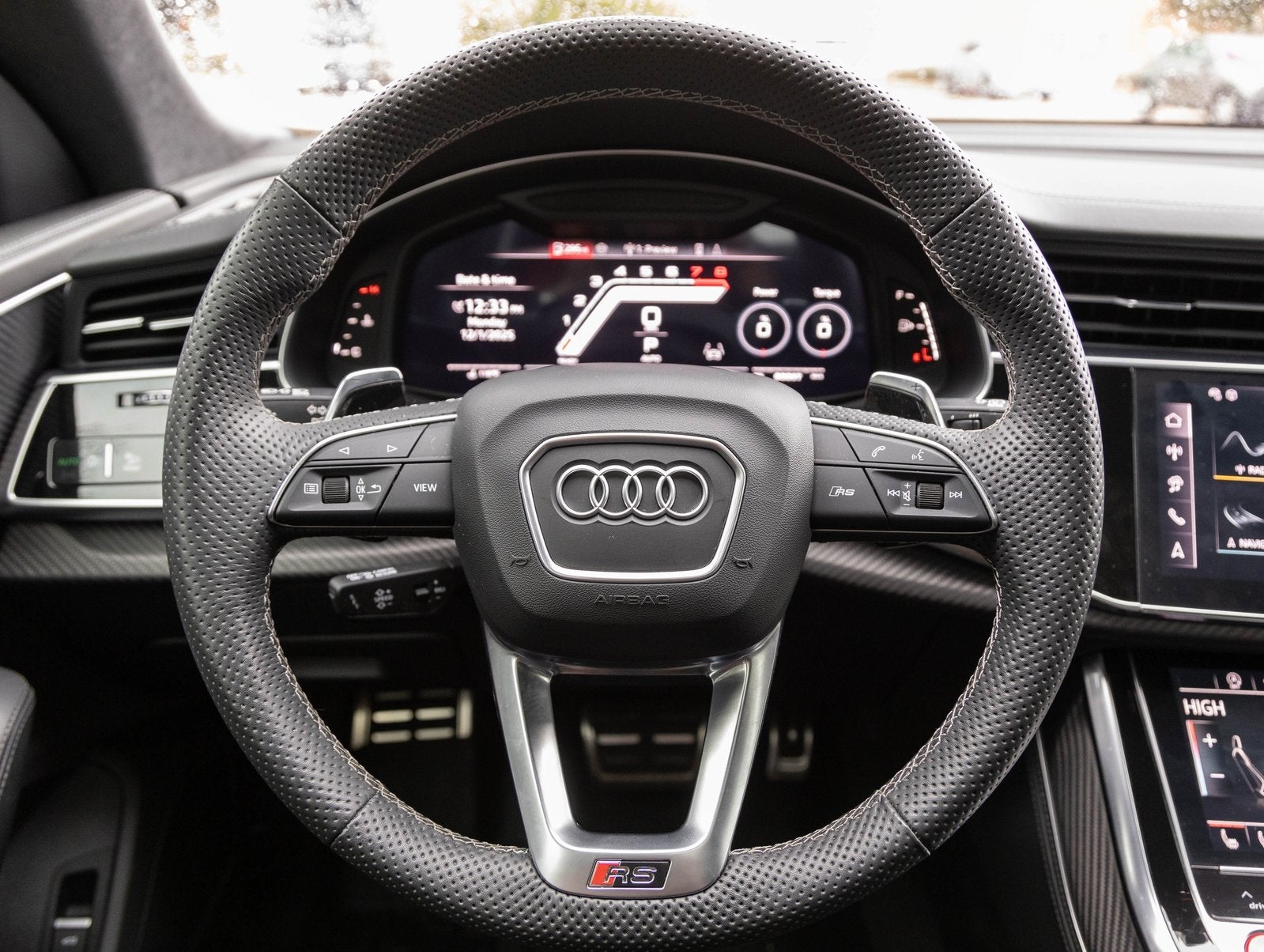 2025 Audi RS Q8 performance performance