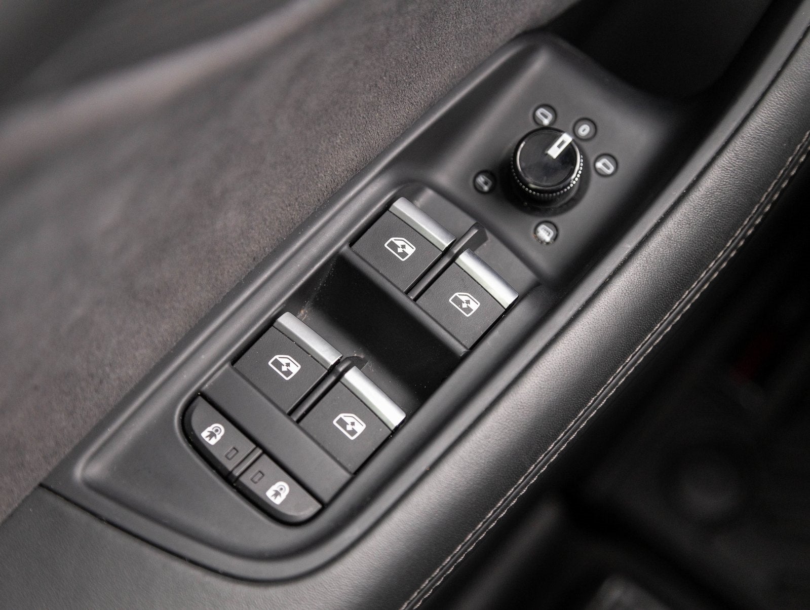 2025 Audi RS Q8 performance performance