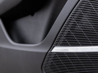 2025 Audi RS Q8 performance performance