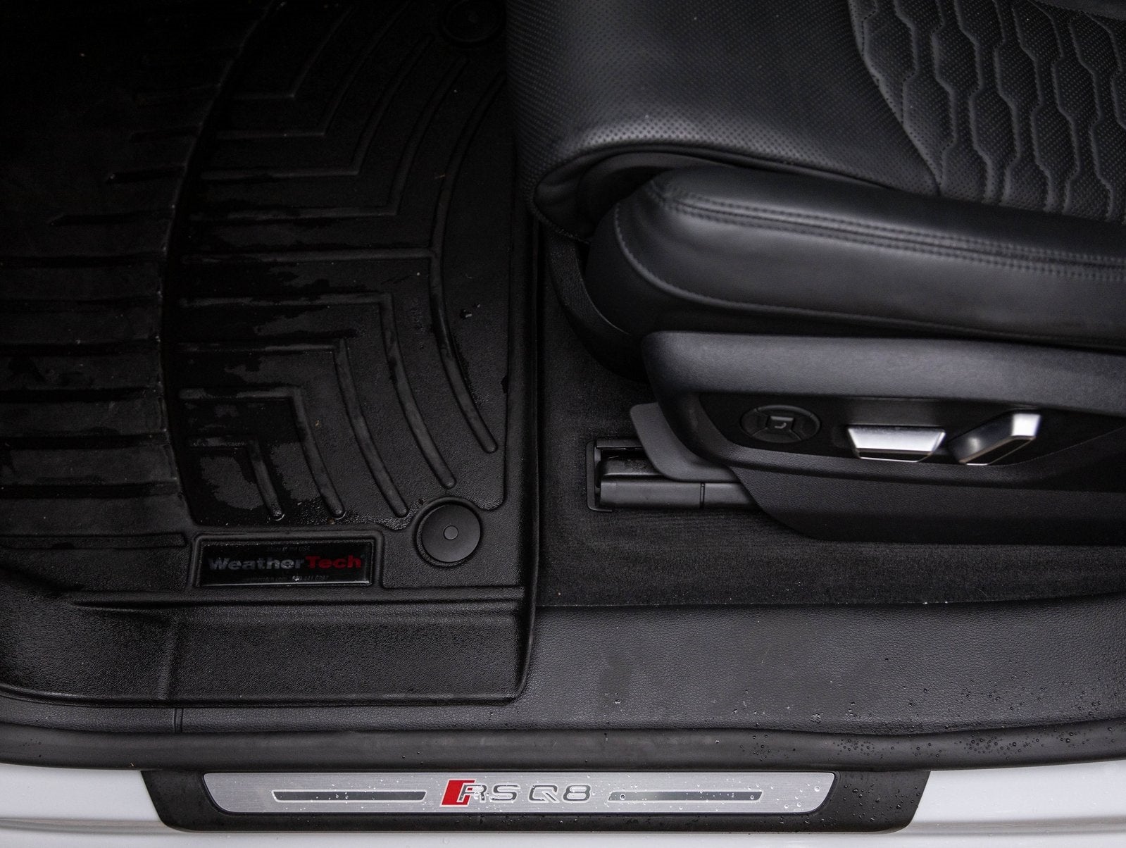 2025 Audi RS Q8 performance performance