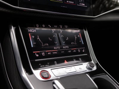 2025 Audi RS Q8 performance performance