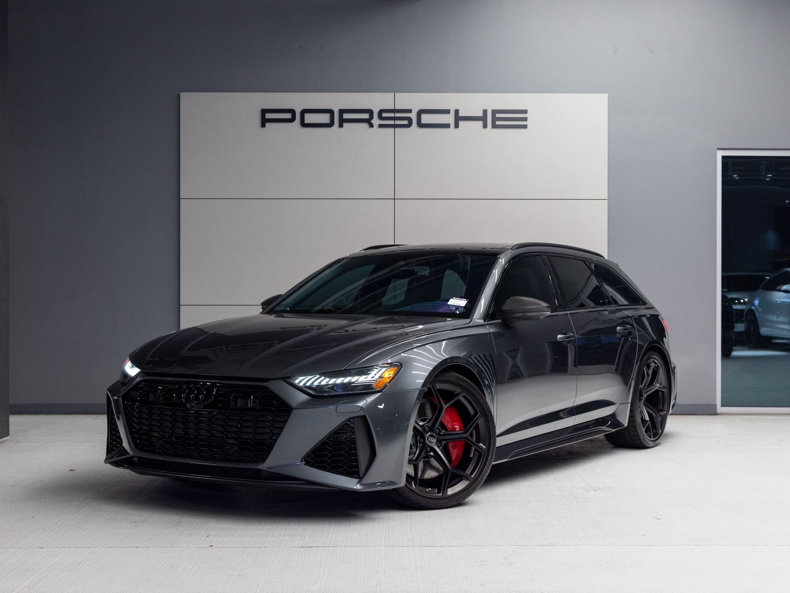 2024 Audi RS 6 Avant performance performance