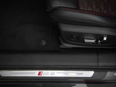 2024 Audi RS 6 Avant performance performance