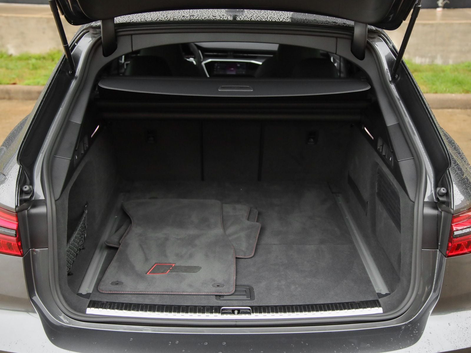 2024 Audi RS 6 Avant performance performance