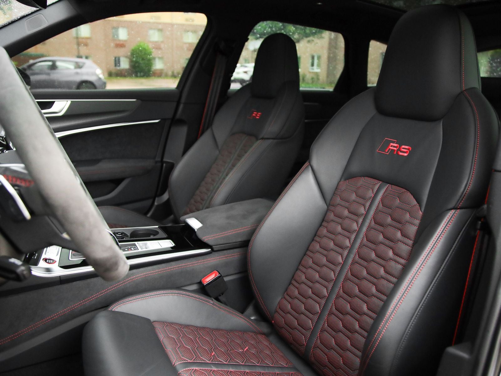 2024 Audi RS 6 Avant performance performance