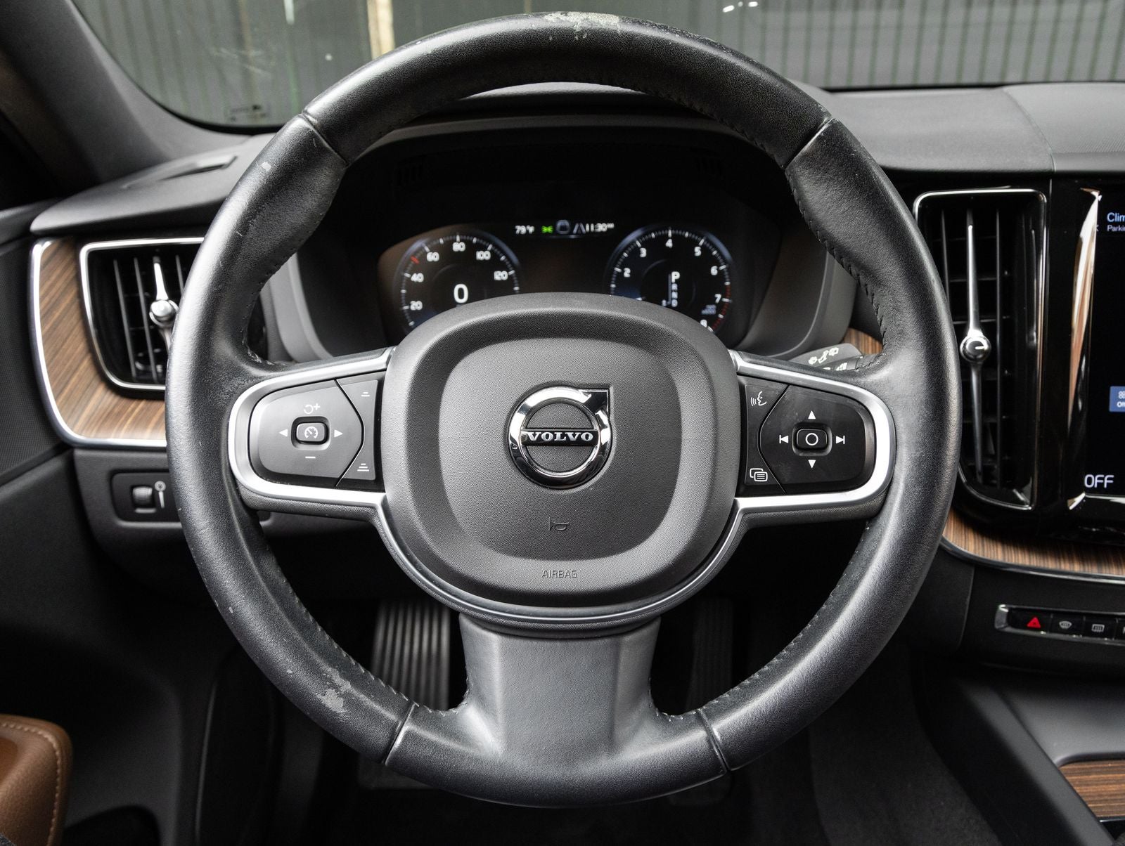 2021 Volvo XC60 Momentum