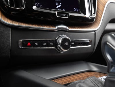 2021 Volvo XC60 Momentum