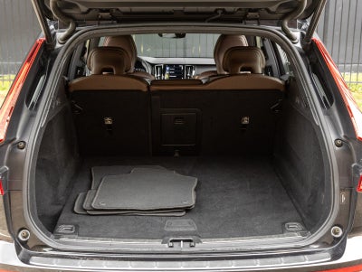 2021 Volvo XC60 Momentum