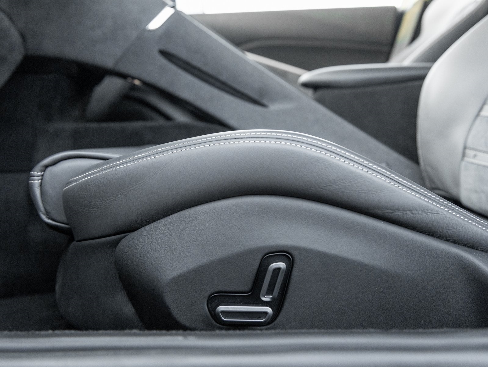 2022 Ferrari Roma Coupe