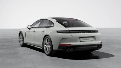 2026 Porsche Panamera 4