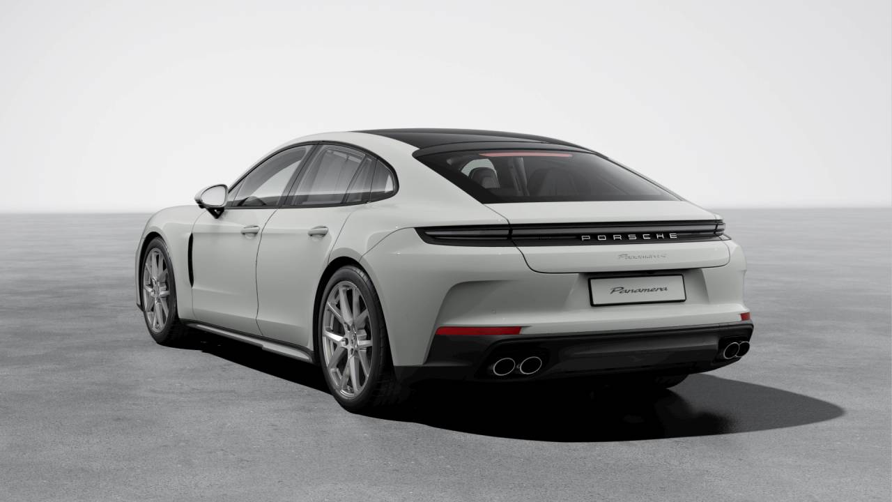 2026 Porsche Panamera 4