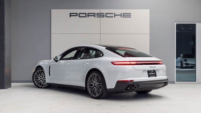 2024 Porsche Panamera Base