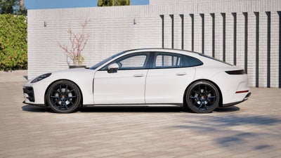 2027 Porsche Panamera Panamera