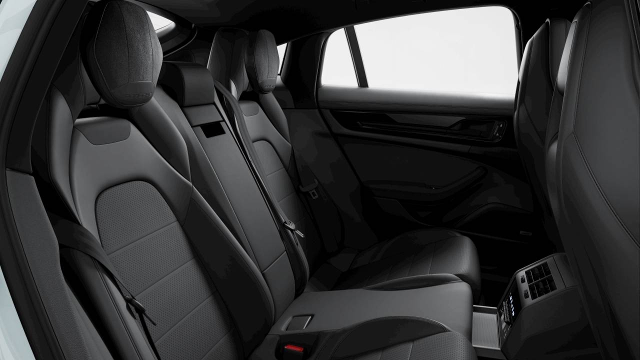 2026 Porsche Panamera Base