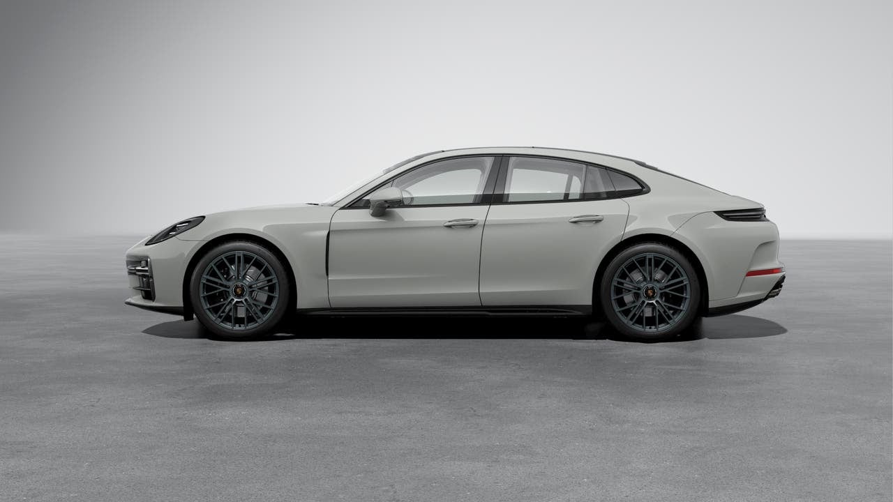 2026 Porsche Panamera Panamera GTS