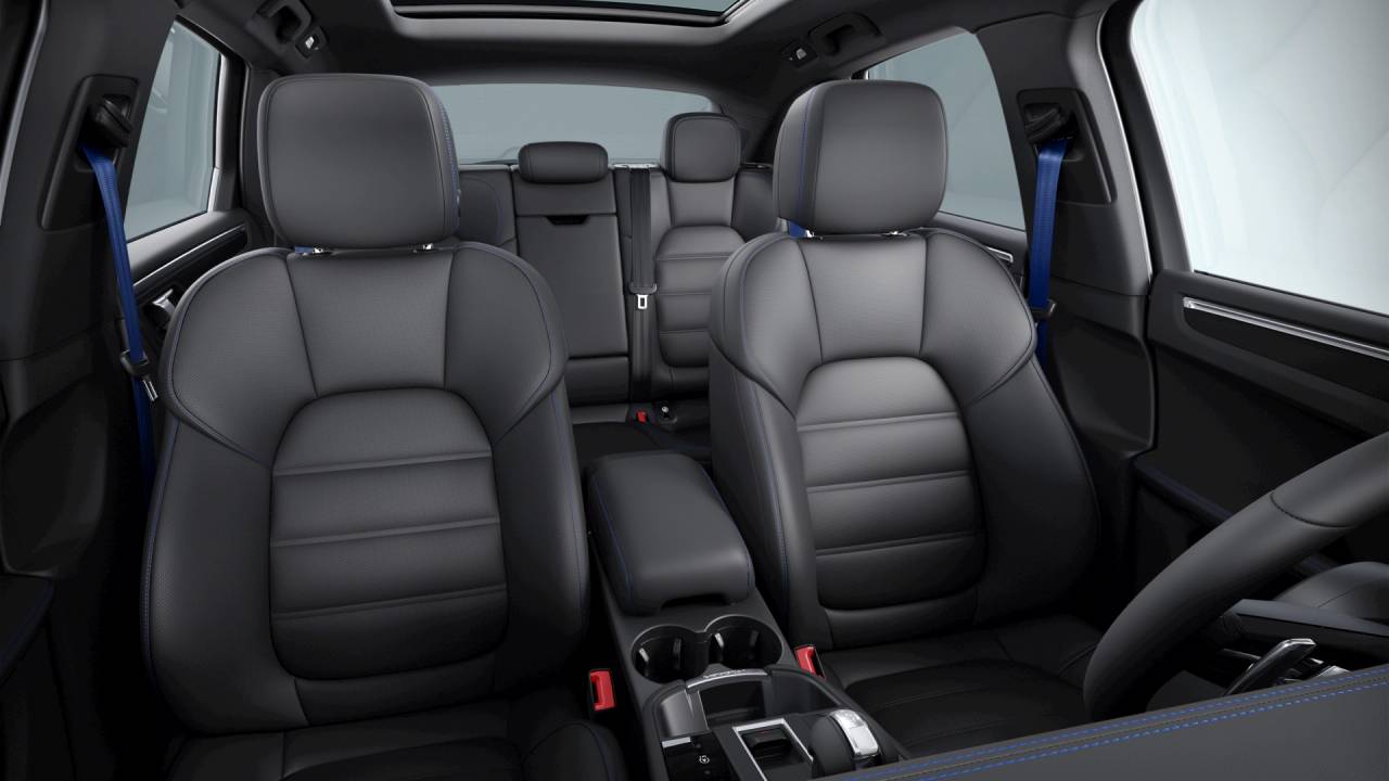 2026 Porsche Macan Base