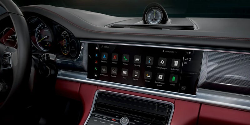 2021 Porsche Panamera cruise control in Sugar Land TX