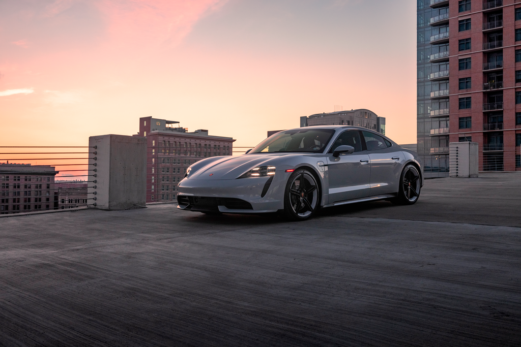 Finance a Porsche in Sugar Land TX